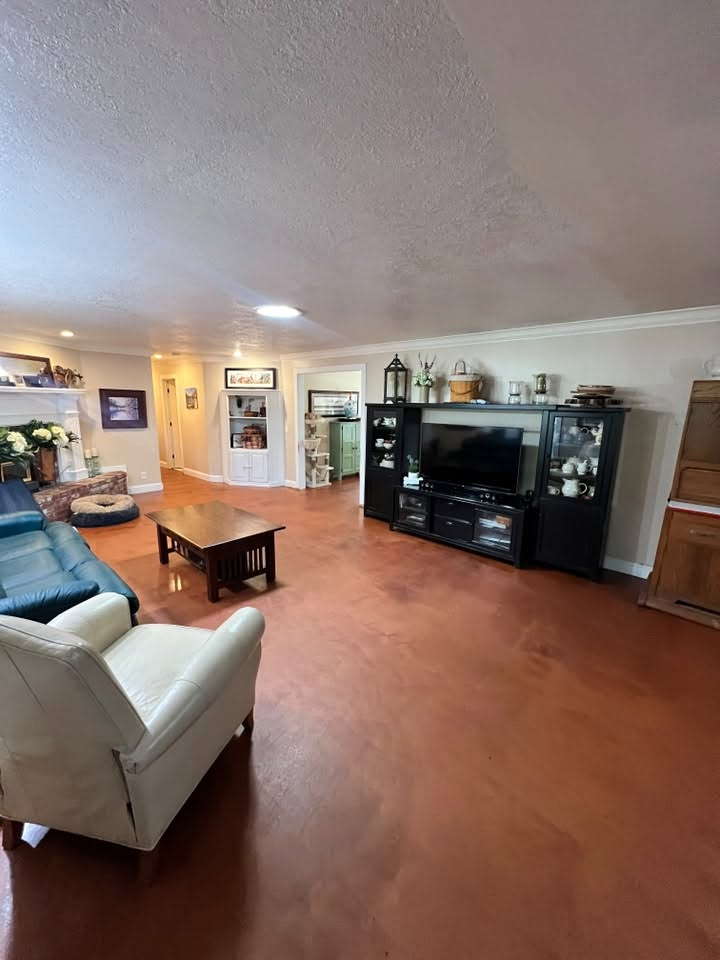 Clean living room